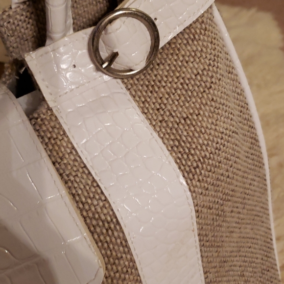 Purse - Picture 3 of 8